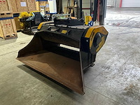 Mb crusher - mb-l200 s2 - graafbak - 2024 - afbeelding 1 van  14