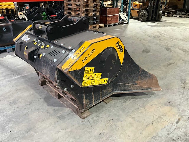 Mb crusher - mb-l200 s2 - graafbak - 2024 - afbeelding 10 van  14
