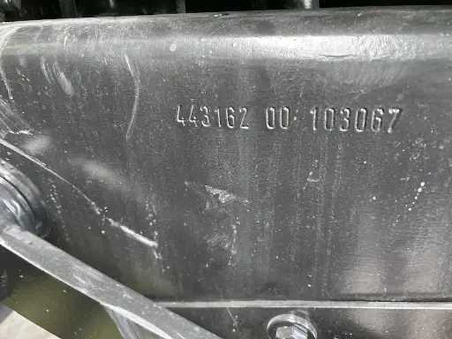 Mb trac 1500 - 1989 - vierwielaangedreven landbouwtractor - afbeelding 18 van  19