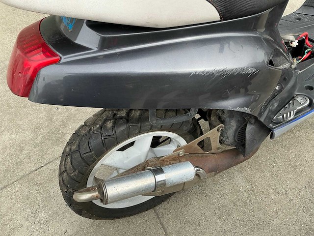 Mbk booster brommer - afbeelding 3 van  6