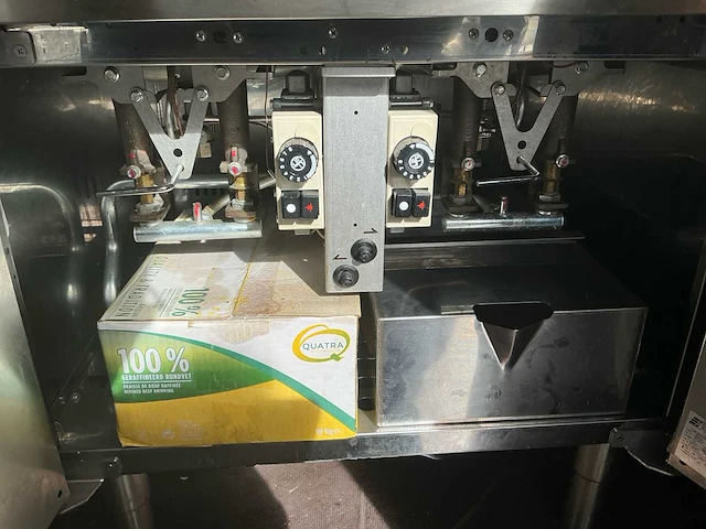 Mbm gf777 dubbele gasfriteuse friteuse - 25 kw - afbeelding 6 van  7