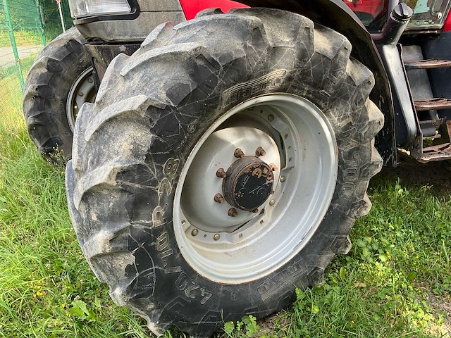 Mc cormick mc 130 4wd landbouwtractor - afbeelding 32 van  43