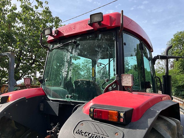 Mc cormick mc 130 4wd landbouwtractor - afbeelding 35 van  43