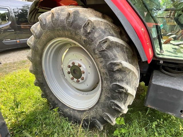 Mc cormick mc 130 4wd landbouwtractor - afbeelding 30 van  42