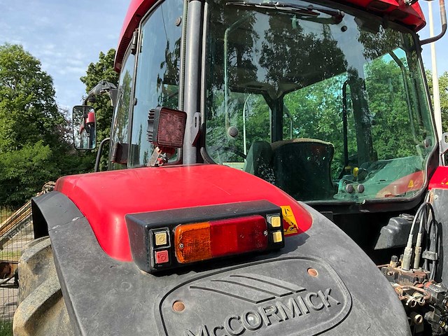 Mc cormick mc 130 4wd landbouwtractor - afbeelding 33 van  42