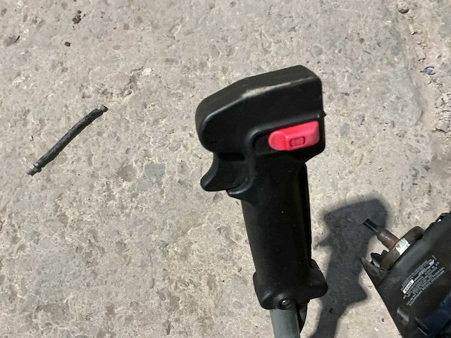 Mc culloch md330av bosmaaier - afbeelding 5 van  6