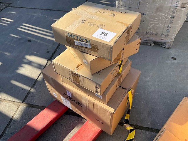 Mc tech partij diverse spots - afbeelding 2 van  10