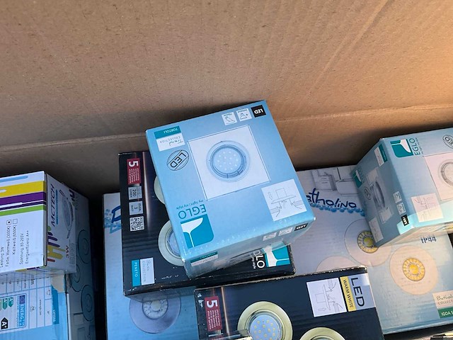 Mc tech partij diverse spots - afbeelding 6 van  10