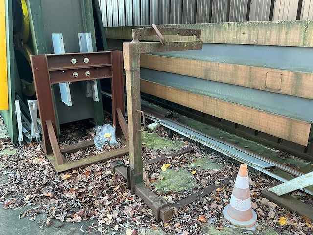 Mc torhout pallethaak - afbeelding 1 van  4