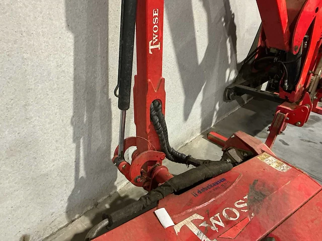 Mcconnel klepelmaaier op hydraulische arm klepelmaaier - afbeelding 10 van  20