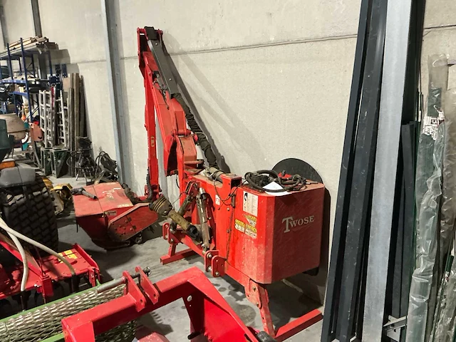 Mcconnel klepelmaaier op hydraulische arm klepelmaaier - afbeelding 1 van  20
