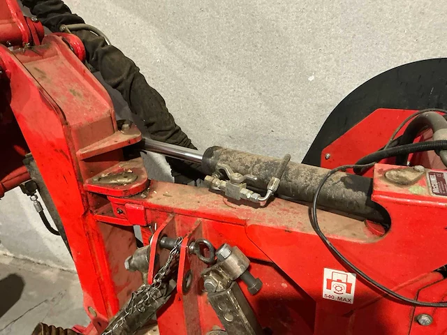 Mcconnel klepelmaaier op hydraulische arm klepelmaaier - afbeelding 19 van  20