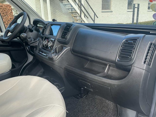 Mclouis menfys 3 maxi cja 8 - afbeelding 15 van  61