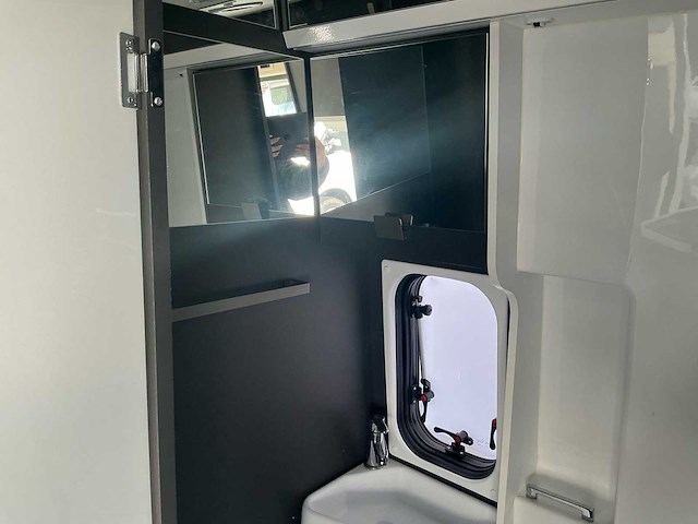 Mclouis menfys 3 maxi cja 8 - afbeelding 26 van  61