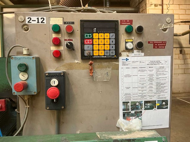 Mcneil akron (femco) horizontale lintzaagmachine - afbeelding 10 van  33