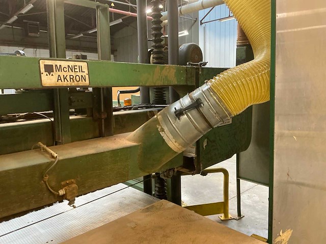 Mcneil akron (femco) horizontale lintzaagmachine - afbeelding 18 van  33