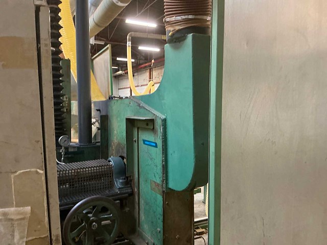 Mcneil akron (femco) horizontale lintzaagmachine - afbeelding 14 van  33