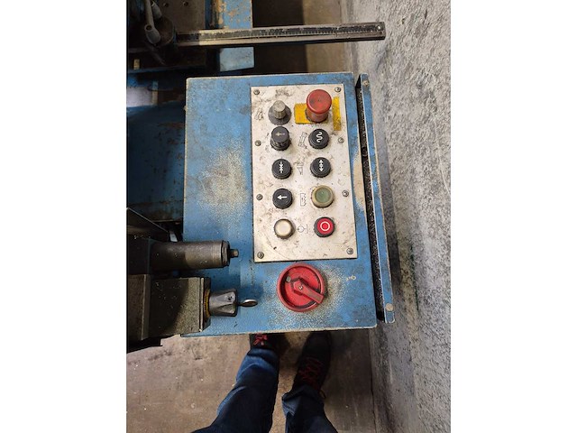 Meba eco 320 ghss - halfautomatische horizontale metaalbandzaag – ø 325 mm - afbeelding 8 van  9