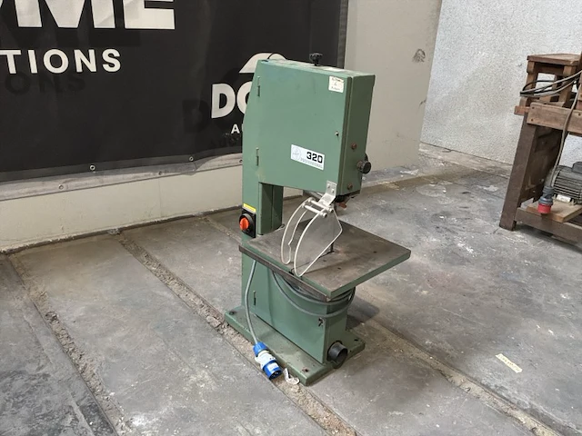 Meber 320 lintzaagmachine - afbeelding 4 van  10