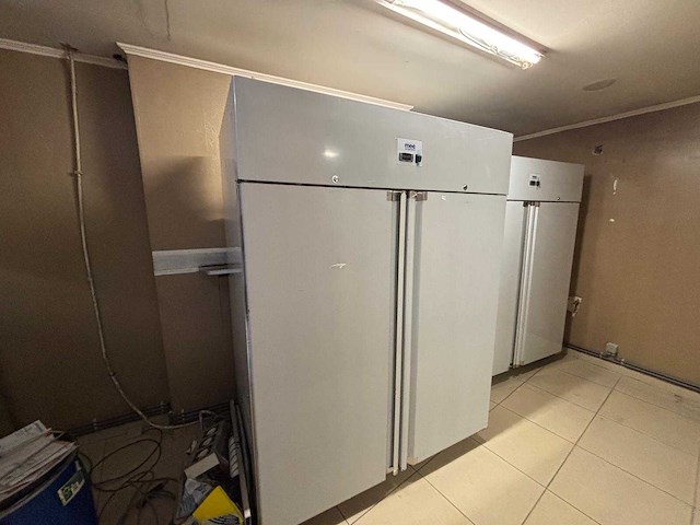 Mec cf1400dt gekoelde kast vriezer (1 maand gebruik) - afbeelding 1 van  7