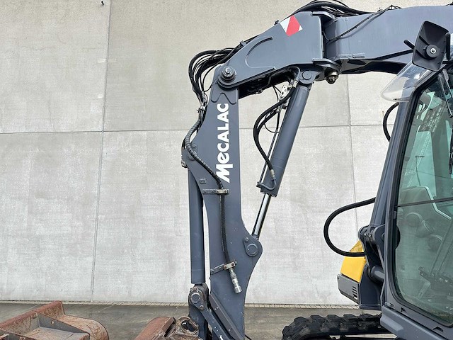 Mecalac - 2015 - 714mc - rupsgraafmachine - afbeelding 17 van  66