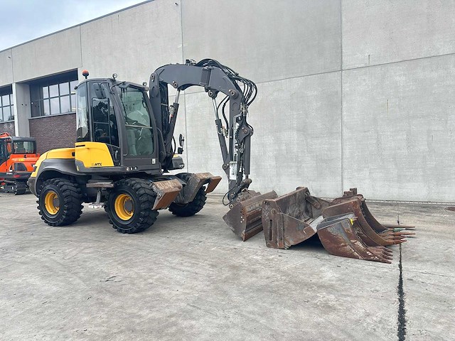 Mecalac - 2016 - 12mtx - mobiele graafmachine - afbeelding 1 van  66