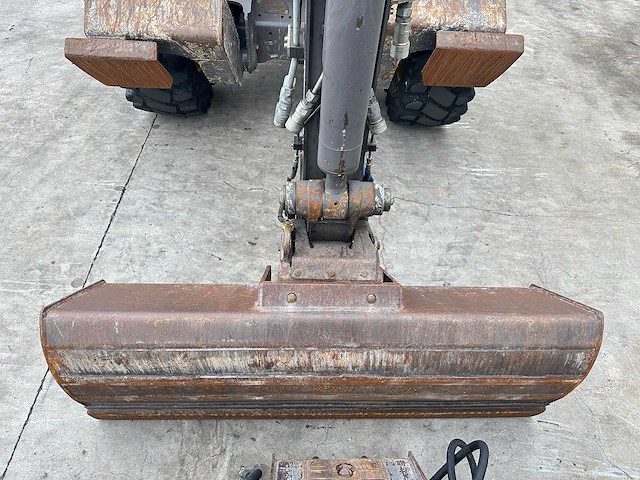 Mecalac - 2016 - 12mtx - mobiele graafmachine - afbeelding 25 van  66