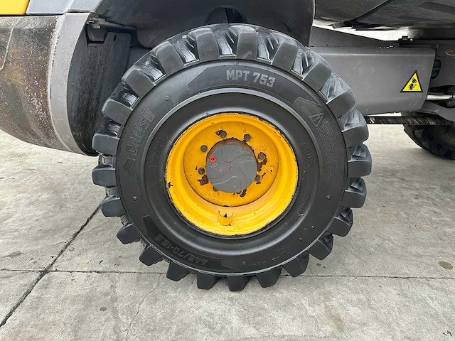Mecalac - 2016 - 12mtx - mobiele graafmachine - afbeelding 9 van  66