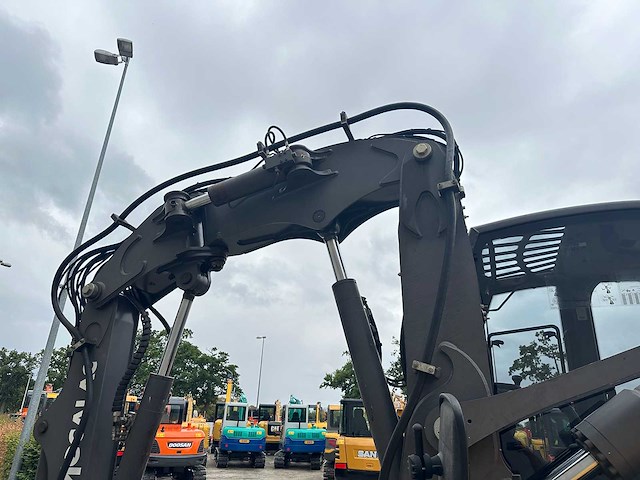 Mecalac - 2016 - 12mtx - mobiele graafmachine - afbeelding 11 van  64