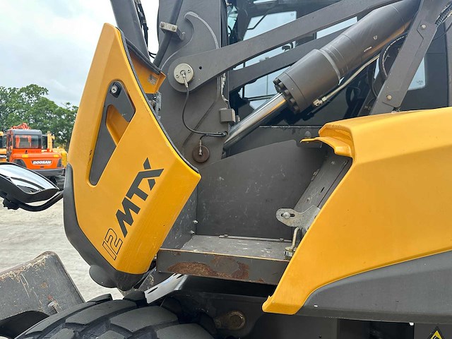 Mecalac - 2016 - 12mtx - mobiele graafmachine - afbeelding 52 van  64