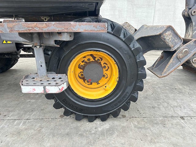 Mecalac - 2016 - 12mtx - mobiele graafmachine - afbeelding 63 van  64