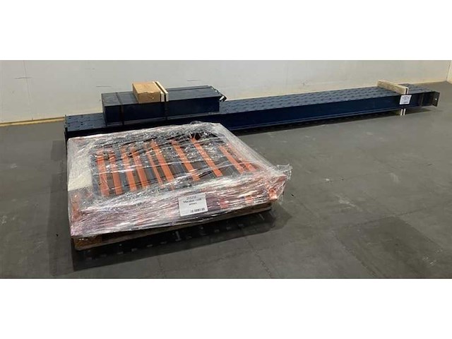 Mecalux - draagarmstelling - cantilever racking - afbeelding 1 van  3