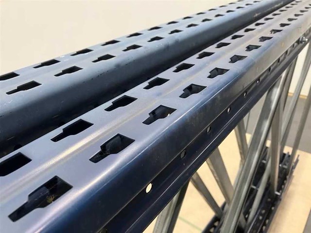 Mecalux - palletstelling - pallet racking - afbeelding 1 van  2