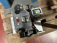 Mecan perslucht bediend ponsmachine - afbeelding 3 van  3