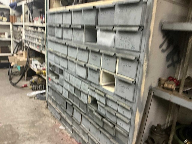 Mecanorek met inhoud - afbeelding 11 van  13