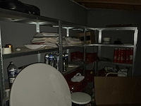 Mecanorekje/ inclusief kunststof rek, opplooibare tafel, 1 kleine plateauwagen, 1 stoepbord lotto, partij tijdschriften in 3 kunststof stapelkratten (3x) - afbeelding 1 van  7