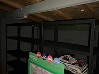 Mecanorekje/ inclusief kunststof rek, opplooibare tafel, 1 kleine plateauwagen, 1 stoepbord lotto, partij tijdschriften in 3 kunststof stapelkratten (3x) - afbeelding 4 van  7