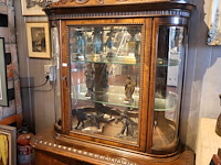 Mechelse vitrine kast - afbeelding 8 van  11