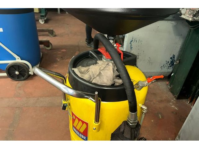 Meclube opzuig en opvangunit voor olie - afbeelding 3 van  6