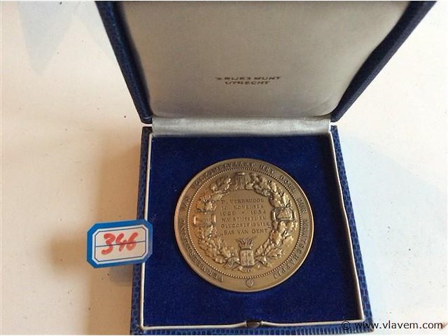 Medaille nijverheid - afbeelding 1 van  3