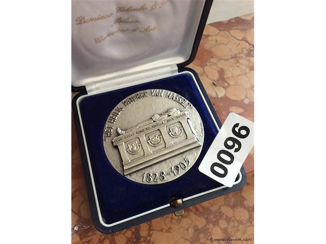 Medaille (paterke van hasselt) - afbeelding 2 van  2