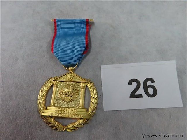 Medaille - afbeelding 1 van  3