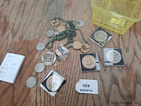 Medaille's - afbeelding 1 van  2