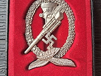 Medaillon luchtafweergeschut wo2 - afbeelding 1 van  1