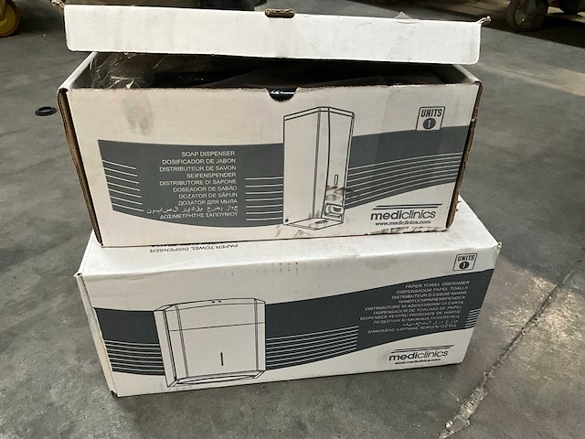 Mediclinics zeep en papierdispenser - afbeelding 1 van  4