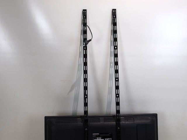 Medion 32 inch tv - afbeelding 8 van  8