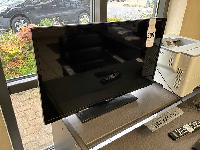 Medion md30945 televisie - afbeelding 1 van  5