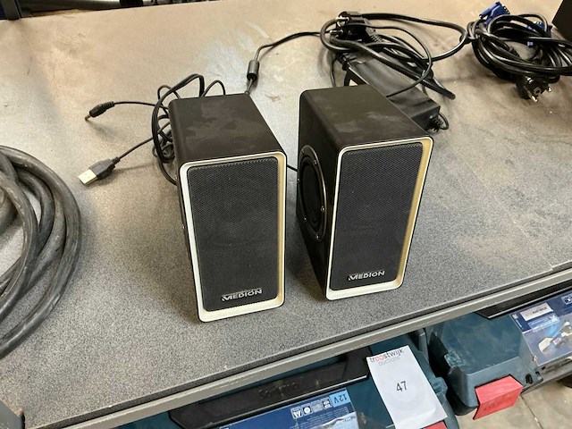 Medion pc configuratie - afbeelding 2 van  10