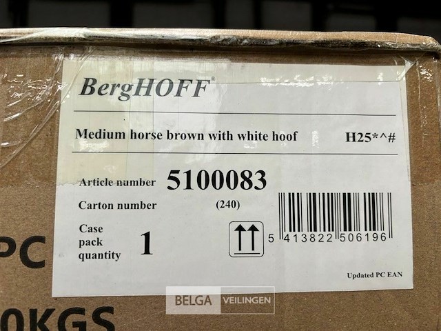 Medium horse brown with white hoof - afbeelding 3 van  3