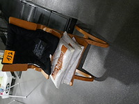 Meegroeistoel met 4 kussens - afbeelding 1 van  4